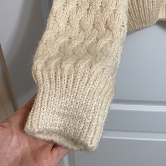 Brand new white and cream sweater - soft, never worn - Picture 5 of 5